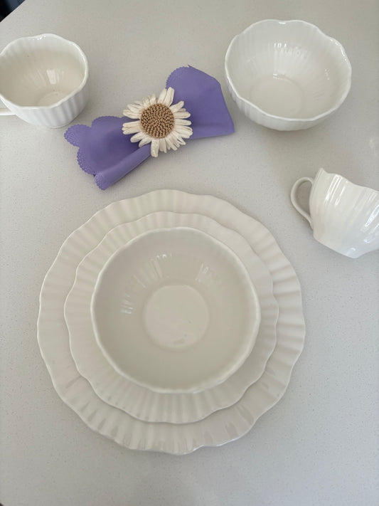 Ana 16 piece dinner set
