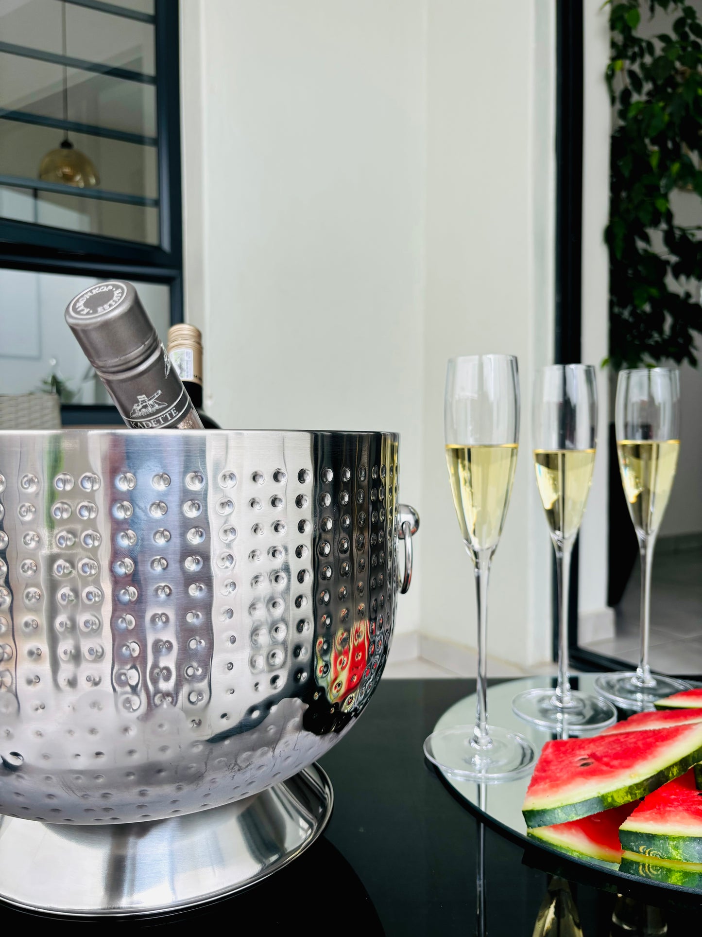 Ena wine tub