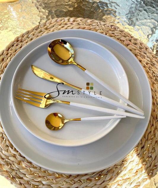 White dinner plates + side plates set