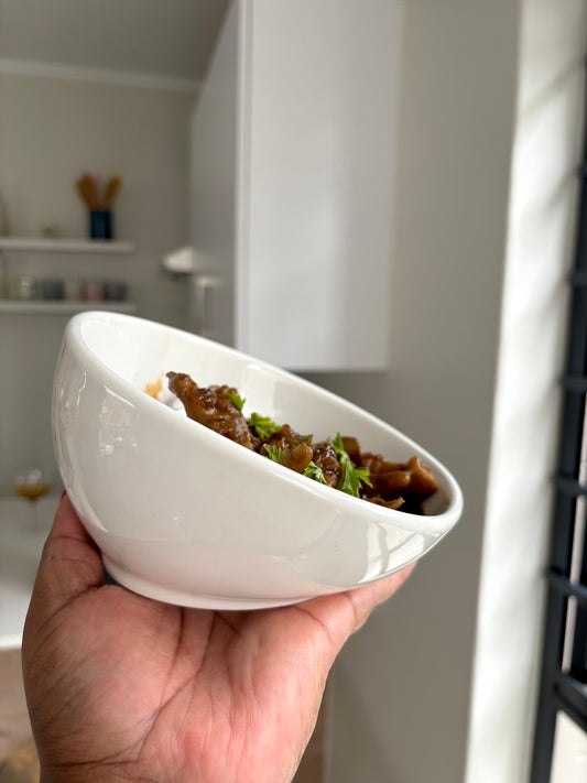 Zora slanted bowls