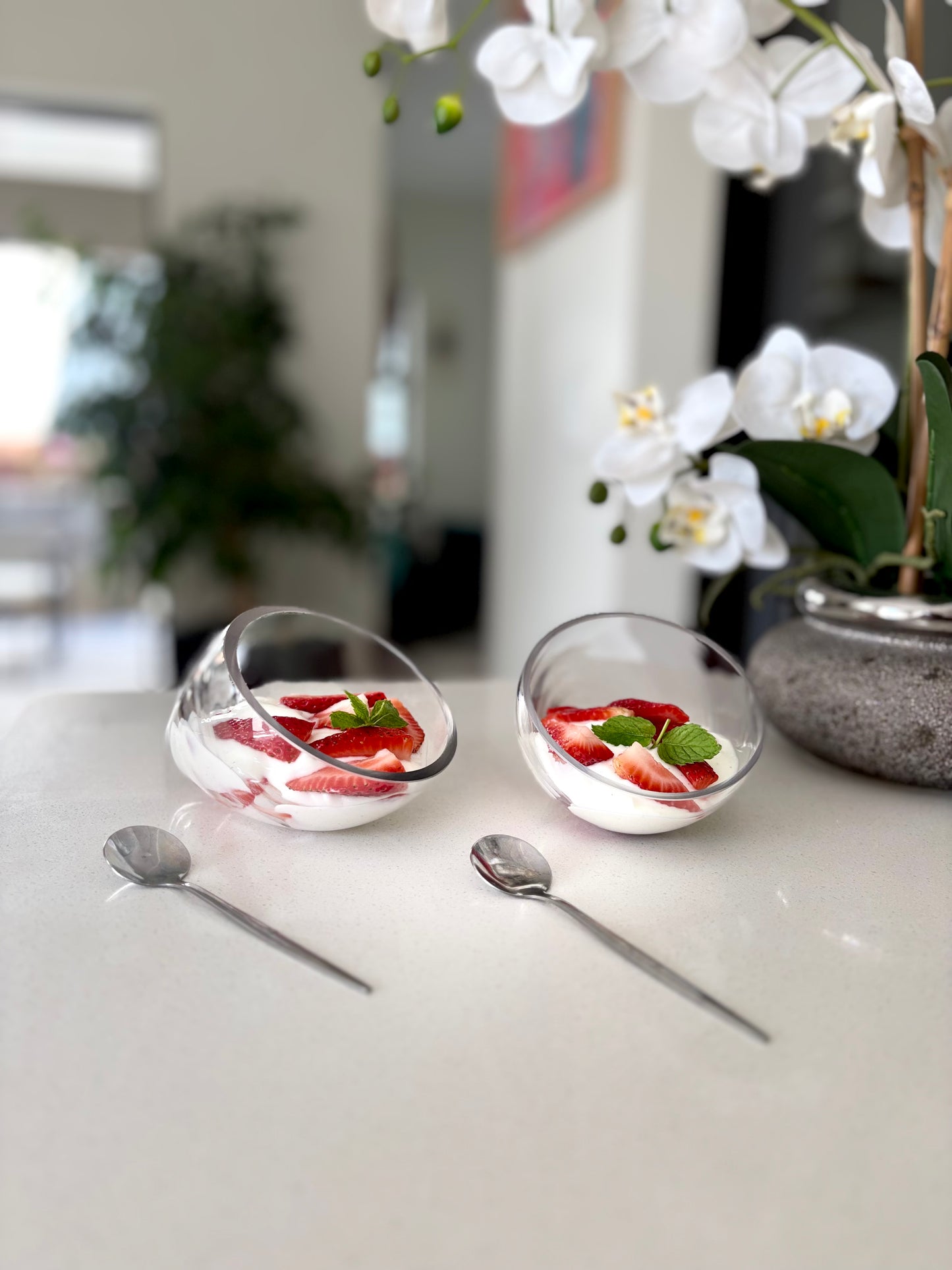 Clear lux dessert bowls