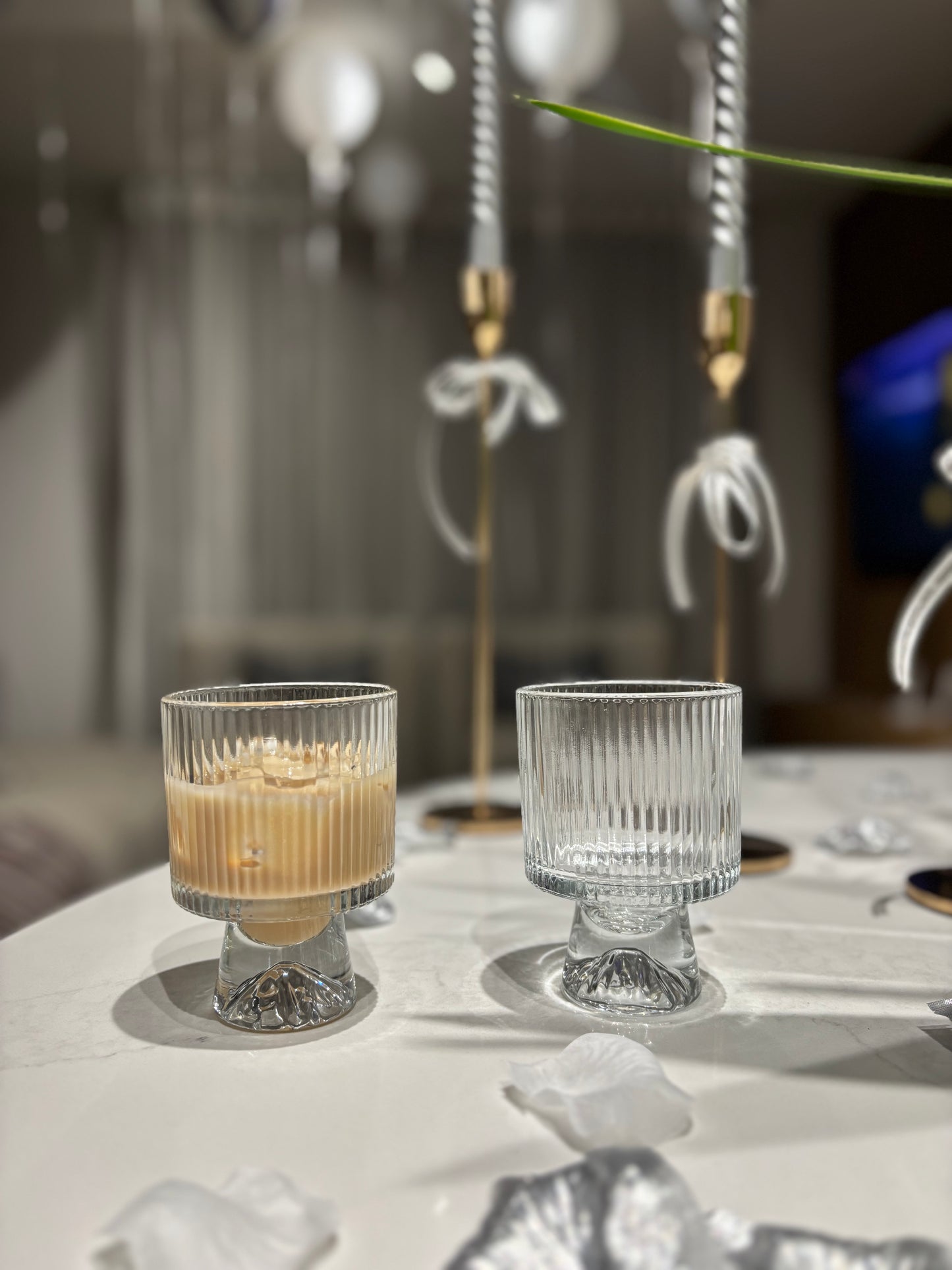 Entertainer glasses