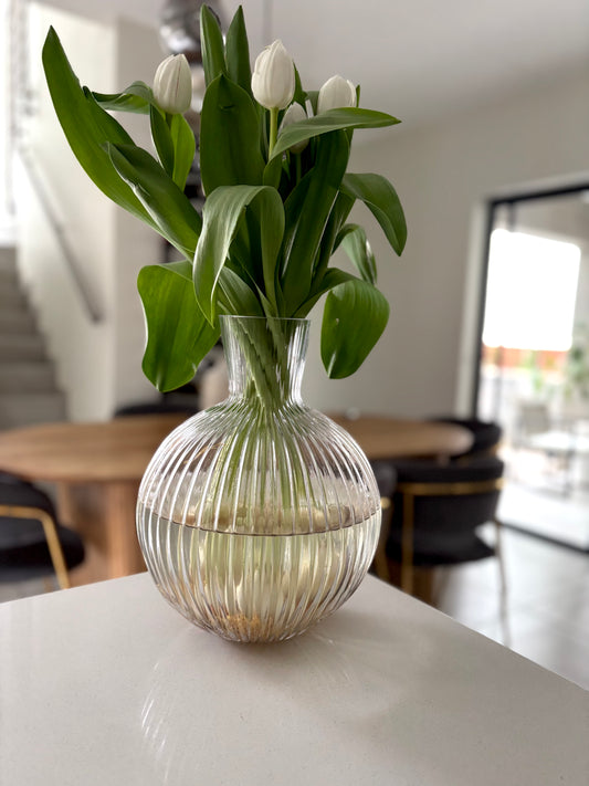Axis vase