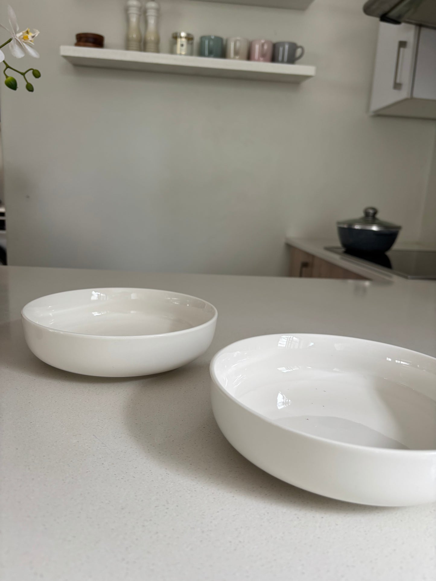 ZE white bowls