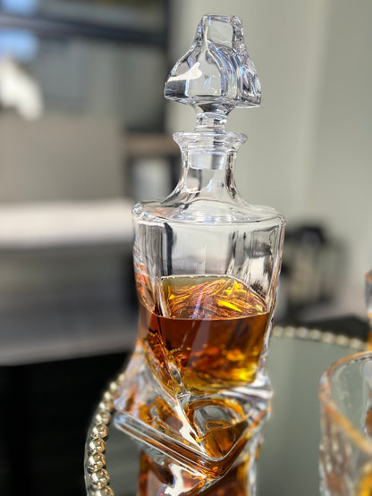 CM luxury whiskey decanter set