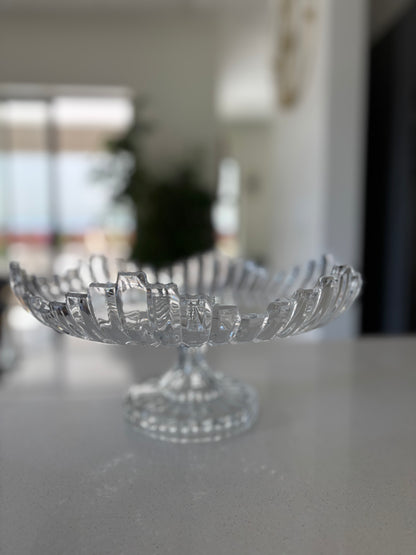 SM crystal clear cake stand