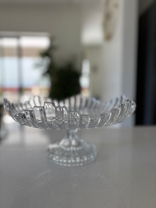 SM crystal clear cake stand