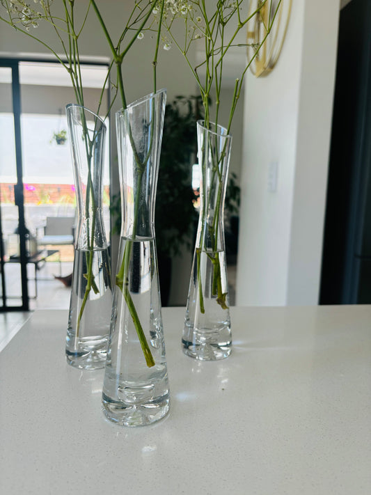 Slanted mini vase