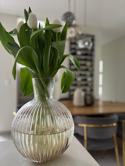Axis vase