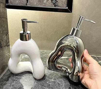 LuxeWash vessel