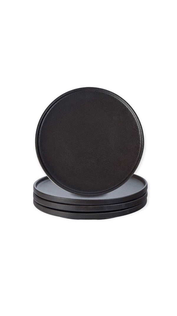 Black dinner plates + side plates scmstyles