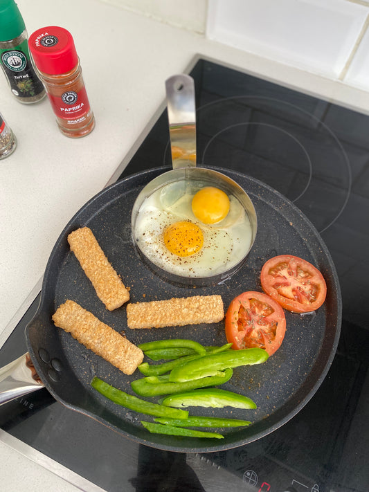 Crepe & pancake pan + egg ring