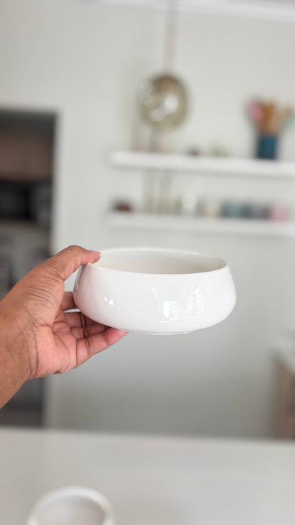 Minimalist bowls